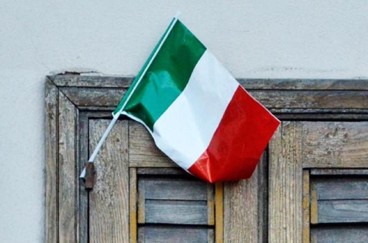 Gianni House Backpackers Hostel Giardini Naxos Exterior photo