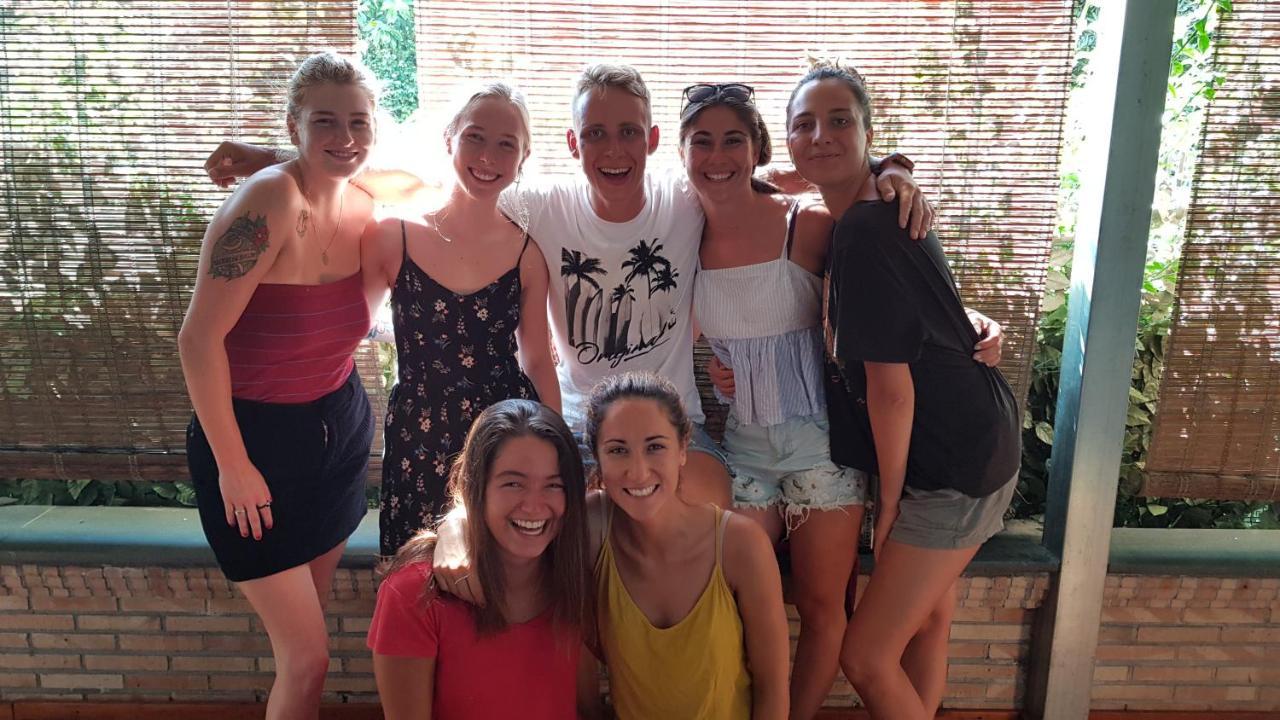 Gianni House Backpackers Hostel Giardini Naxos Exterior photo